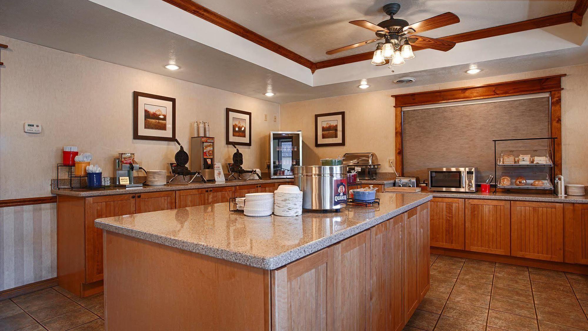 Best Western Plus Weston 3* Logan
